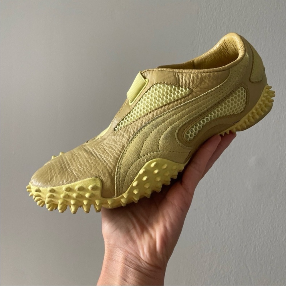 VINTAGE 90S PUMA MOSTRO YELLOW SNEAKERS WOMENS 9